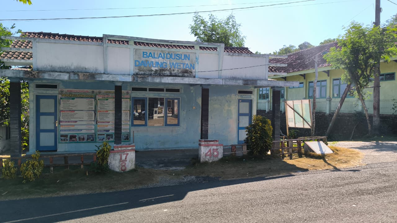 Balai Dusun Dawung Wetan
